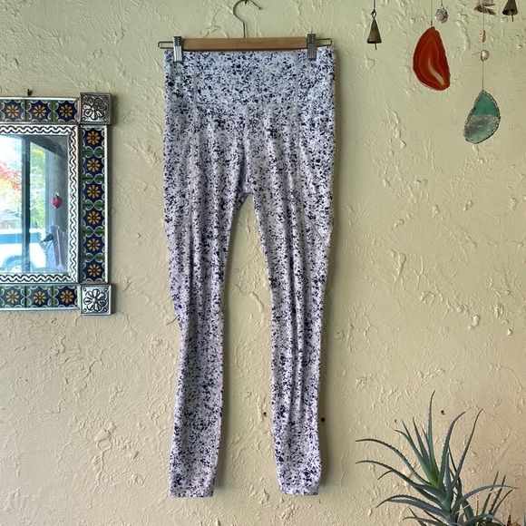 Athleta Stash Leggings size S - Picture 3 of 7